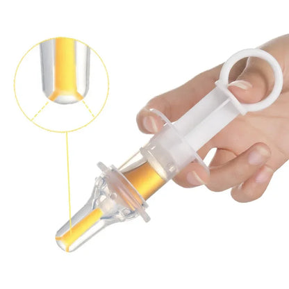 One pc Newborn Baby Syringe Dropper