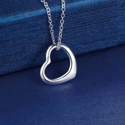 Women Pretty Heart Necklaces